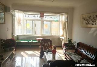 州医院家属楼两室一厅简装带家具好房出租 - 临夏28生活网 linxia.28life.net
